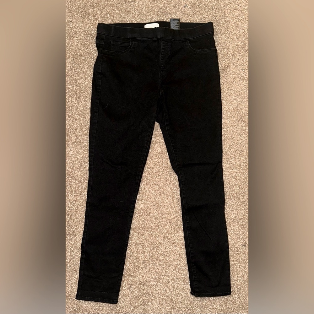 Black stretch skinny ankle length jeggings